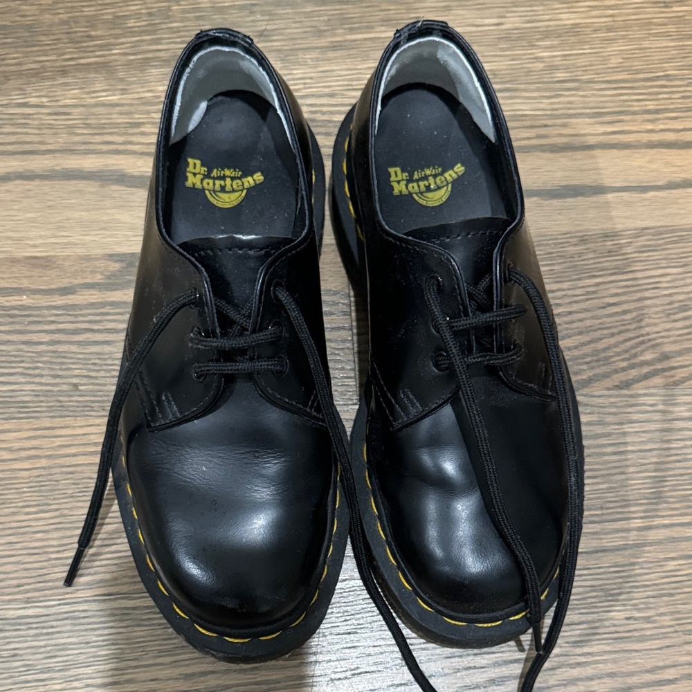 Dr. Martens Black Leather Women's Shoes